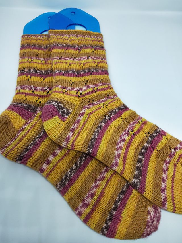 Image of hand knit socks made from fiddlesticks yarn